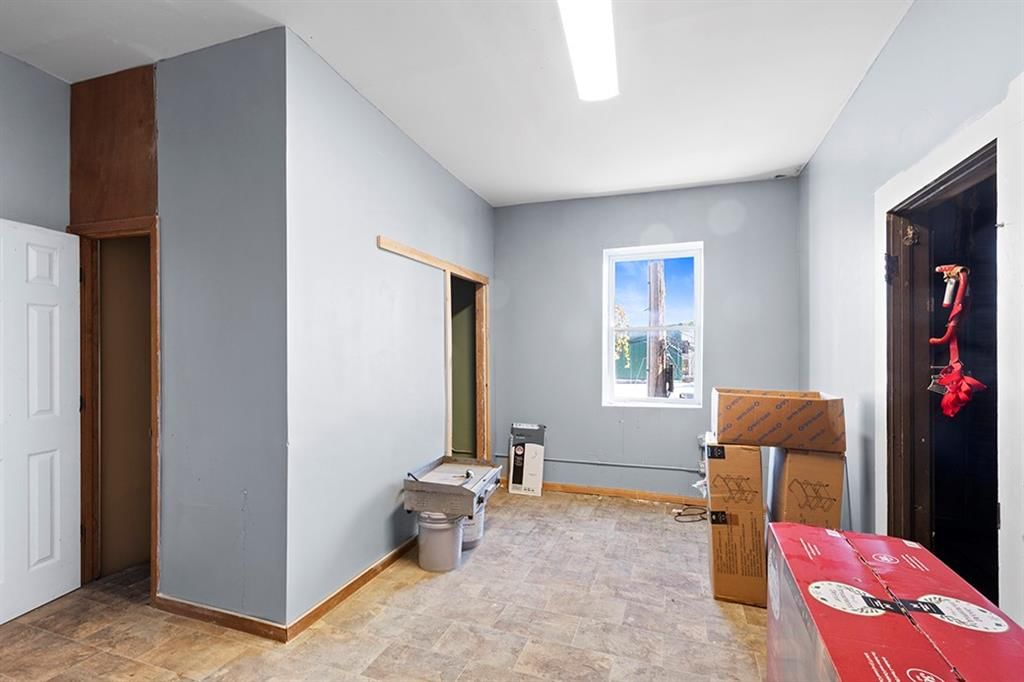 108 N Cedar Street — photo 7
