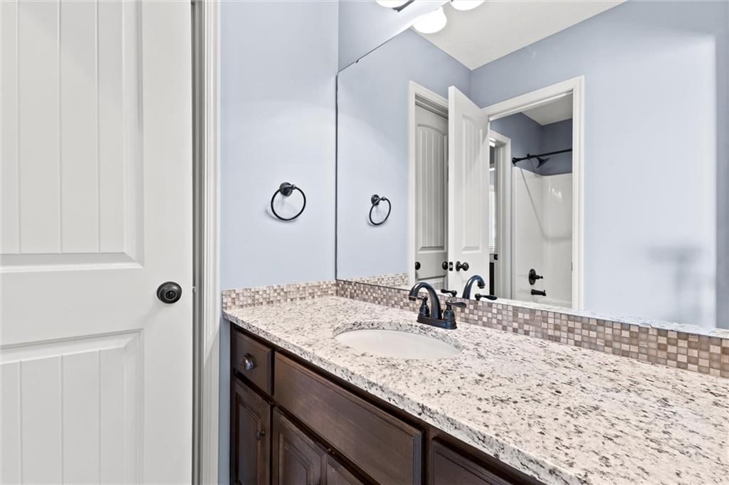 1214 High Ridge Court — photo 33