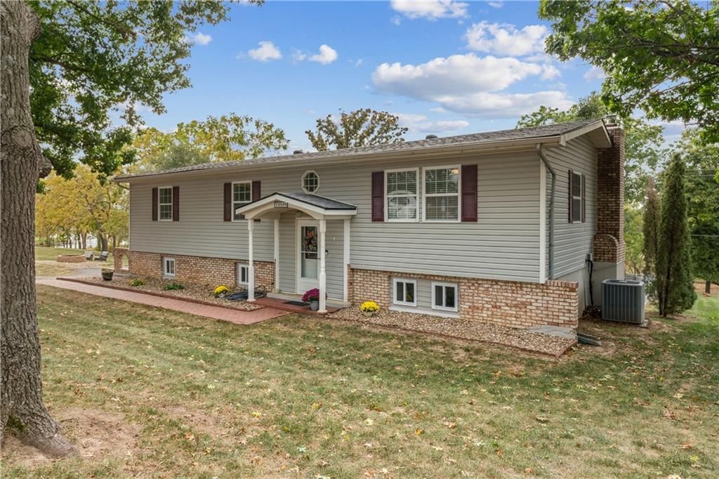 13519 185th Street, Linwood, KS
