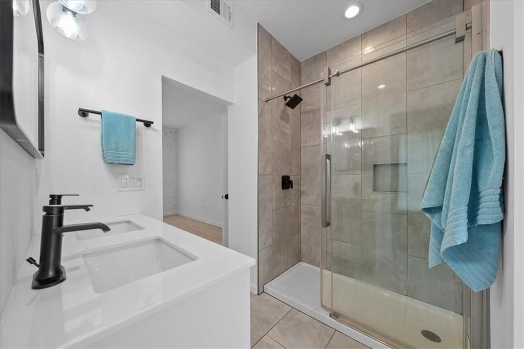 1228 Olive Street — photo 17