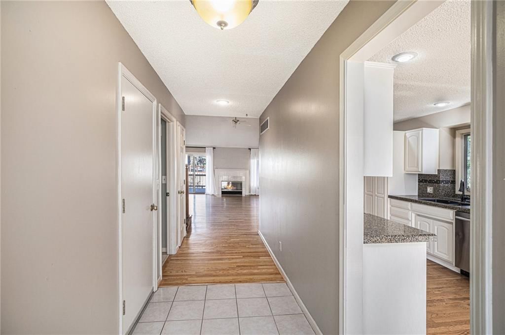 12605 Glenwood Street — photo 5