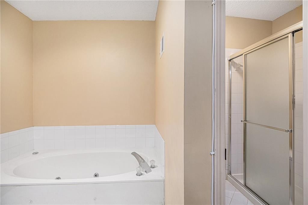 12605 Glenwood Street — photo 19