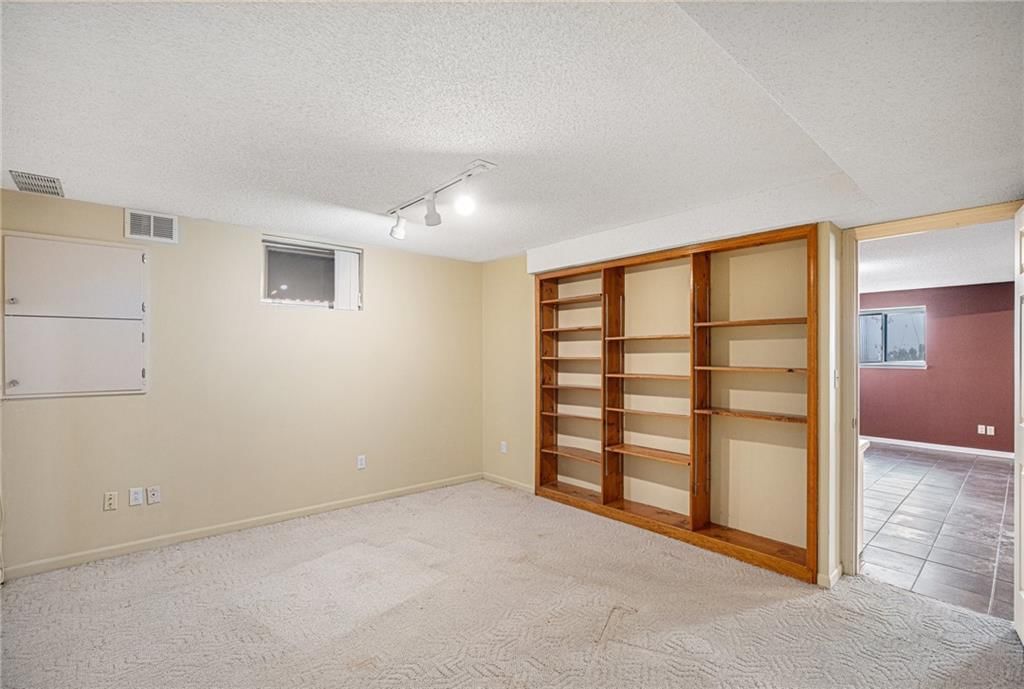12605 Glenwood Street — photo 28
