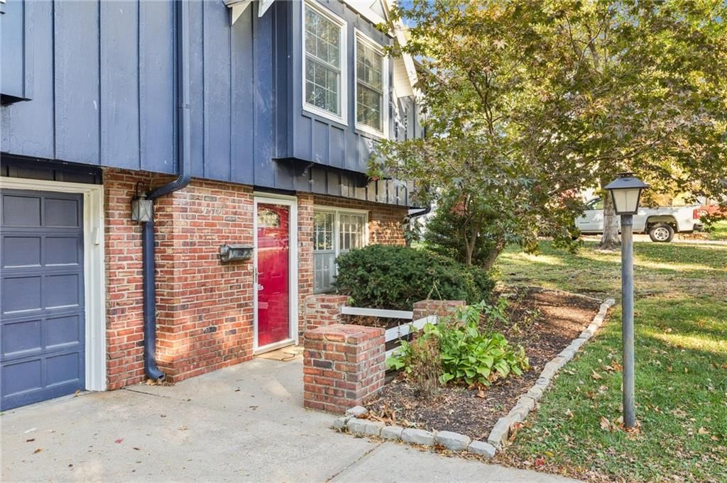 9516 Woodson Drive — photo 3