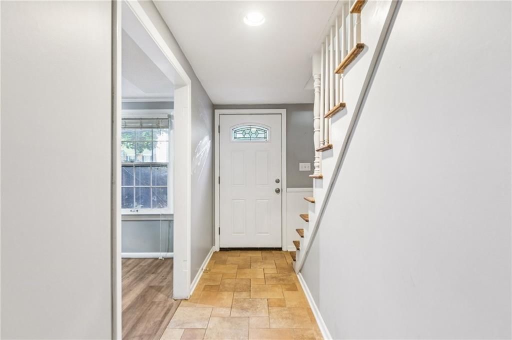 9516 Woodson Drive — photo 5