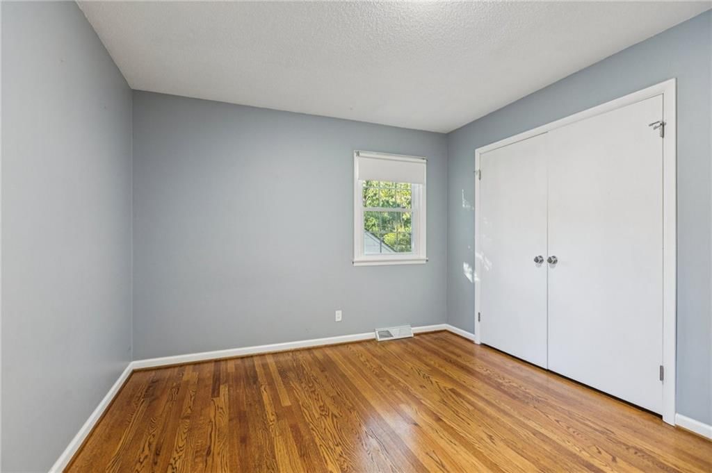 9516 Woodson Drive — photo 29