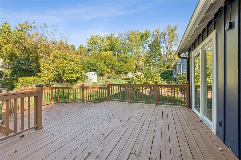 9516 Woodson Drive — photo 33