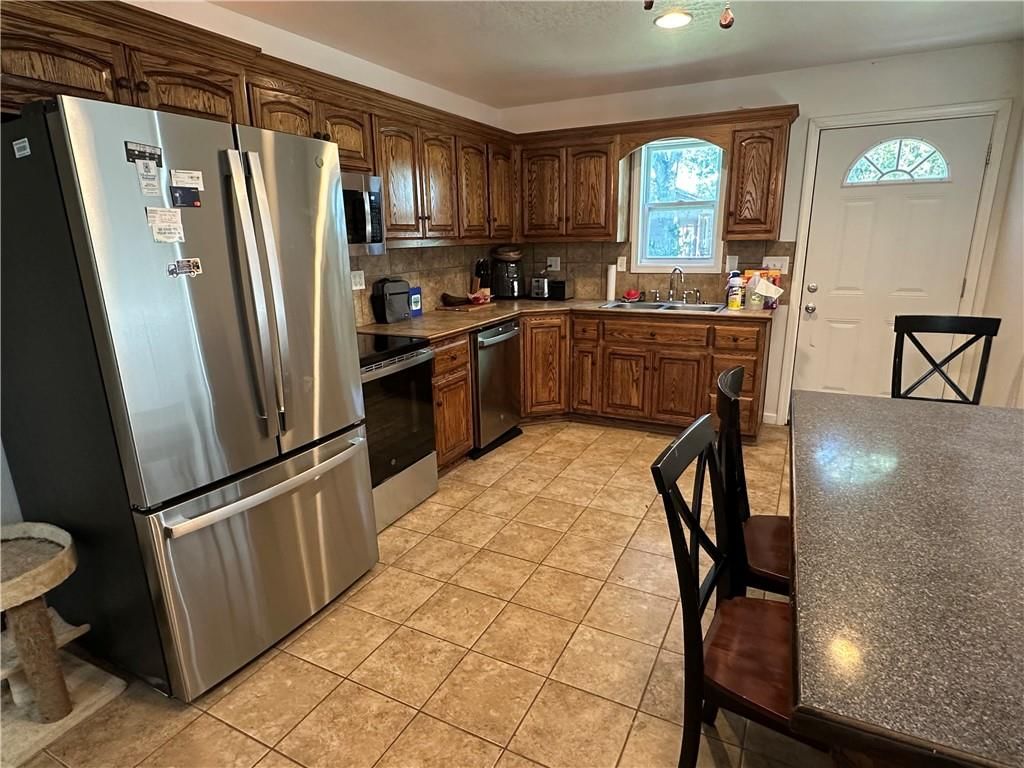 205 S Bissell Street — photo 5