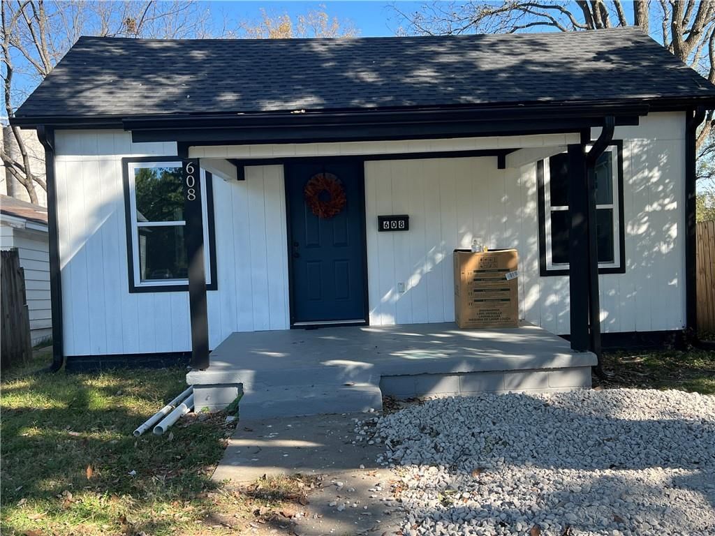 608 W Peoria Street — photo 6