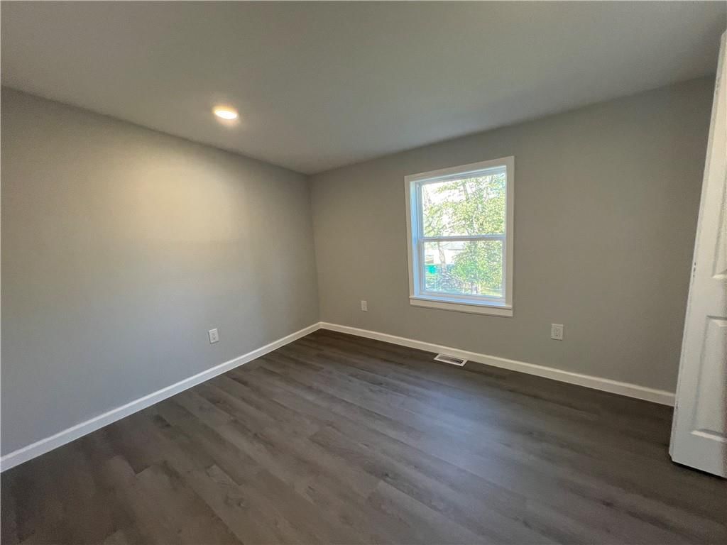 608 W Peoria Street — photo 11