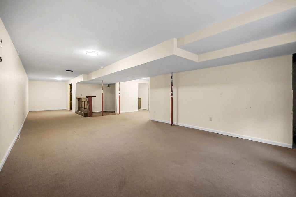 411 W 5th Street — photo 23
