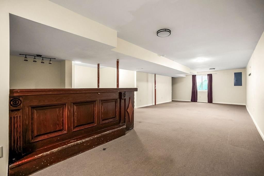 411 W 5th Street — photo 25
