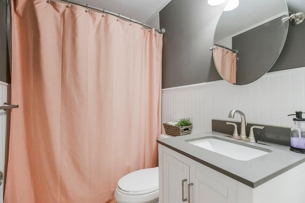 8304 Mercier Street — photo 16