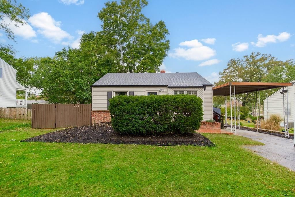 8304 Mercier Street — photo 18