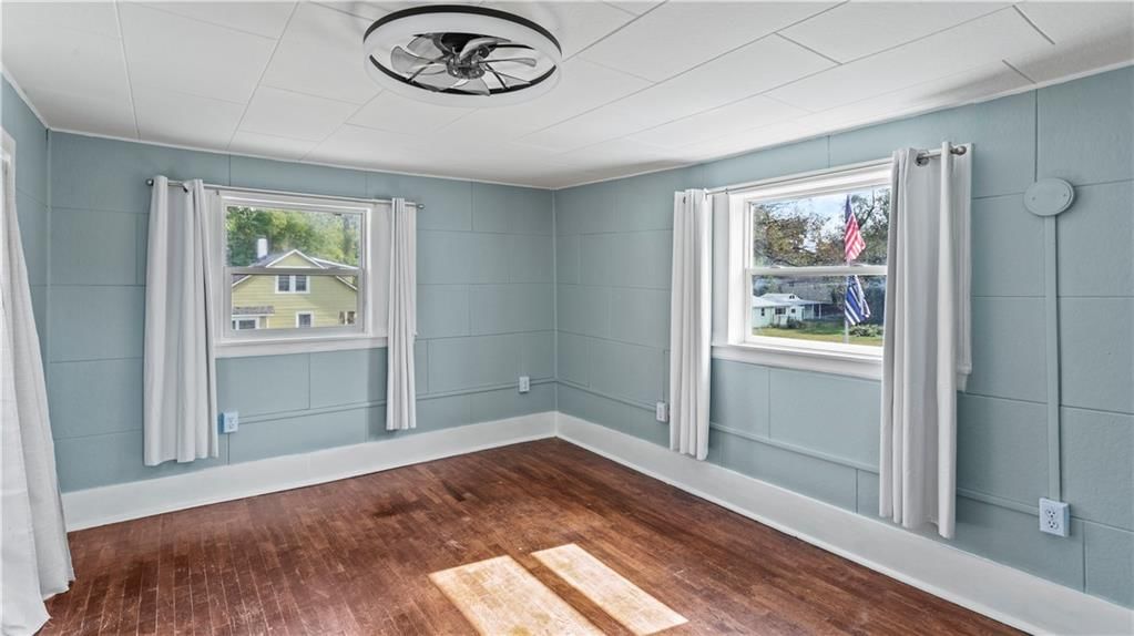 507 Newton Street — photo 32