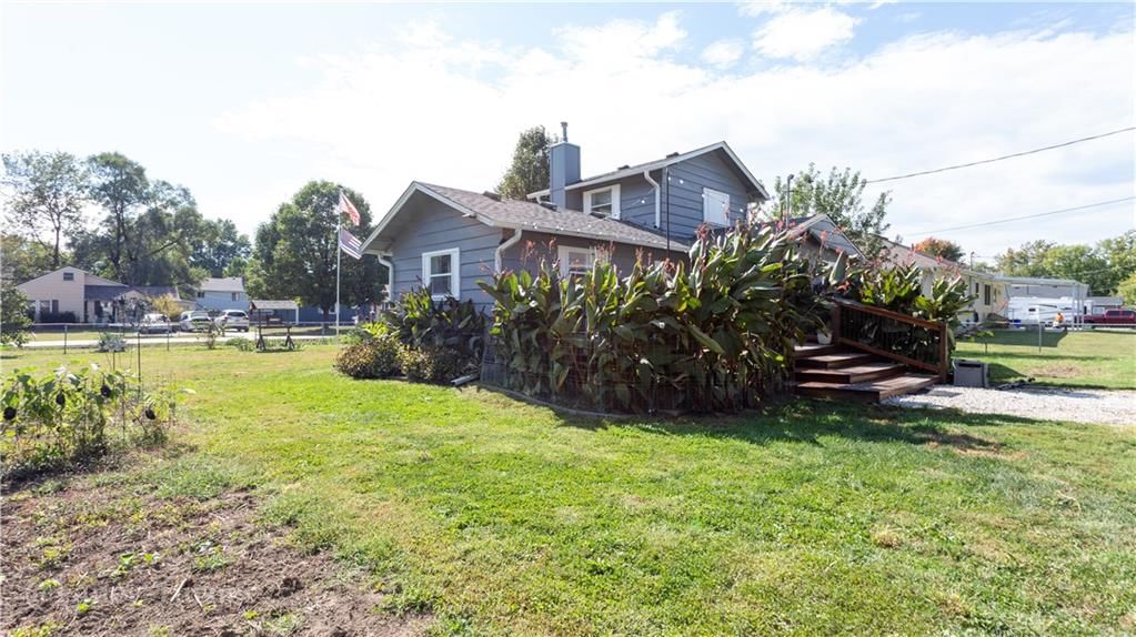 507 Newton Street — photo 33