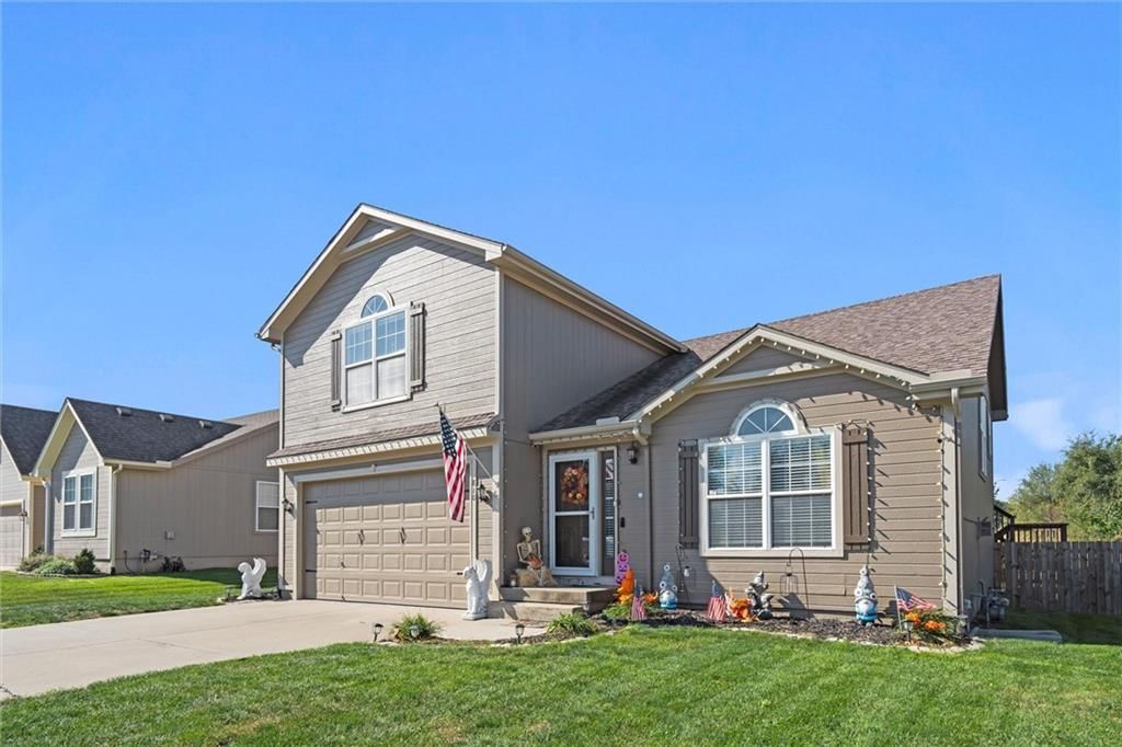 810 N Cloverdale Court — photo 3