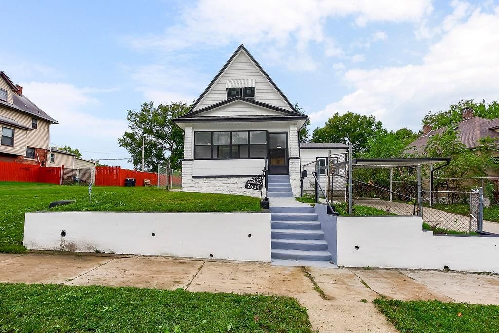 2634 Bales Avenue — photo 3