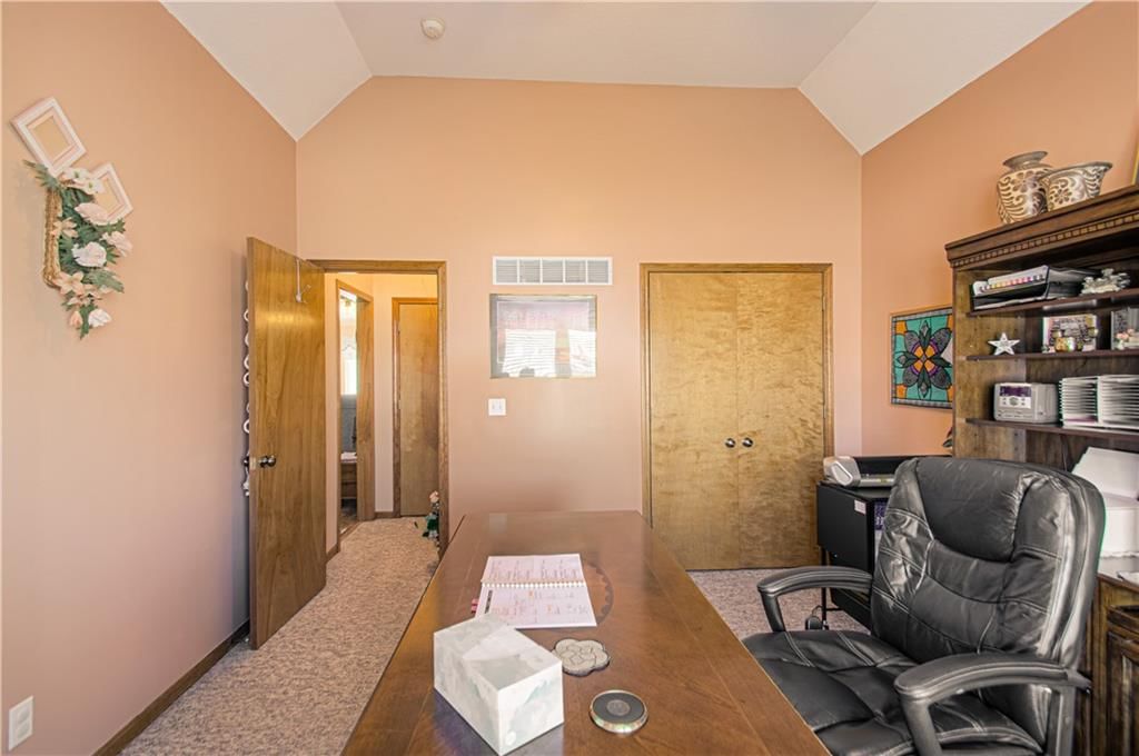 12660 S Parker Terrace — photo 18