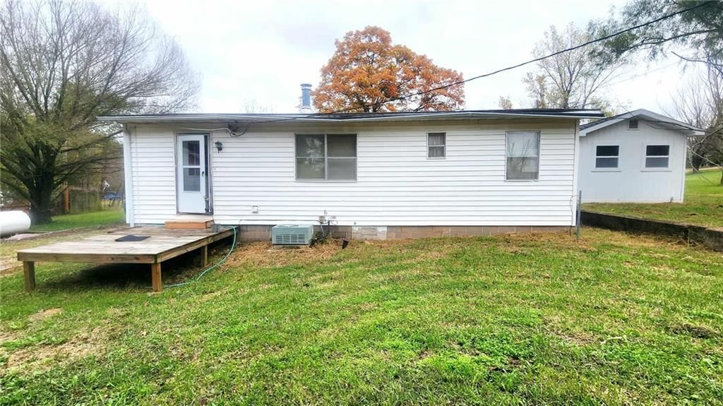 1570 Redbud Street — photo 22