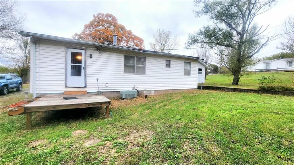 1570 Redbud Street — photo 23