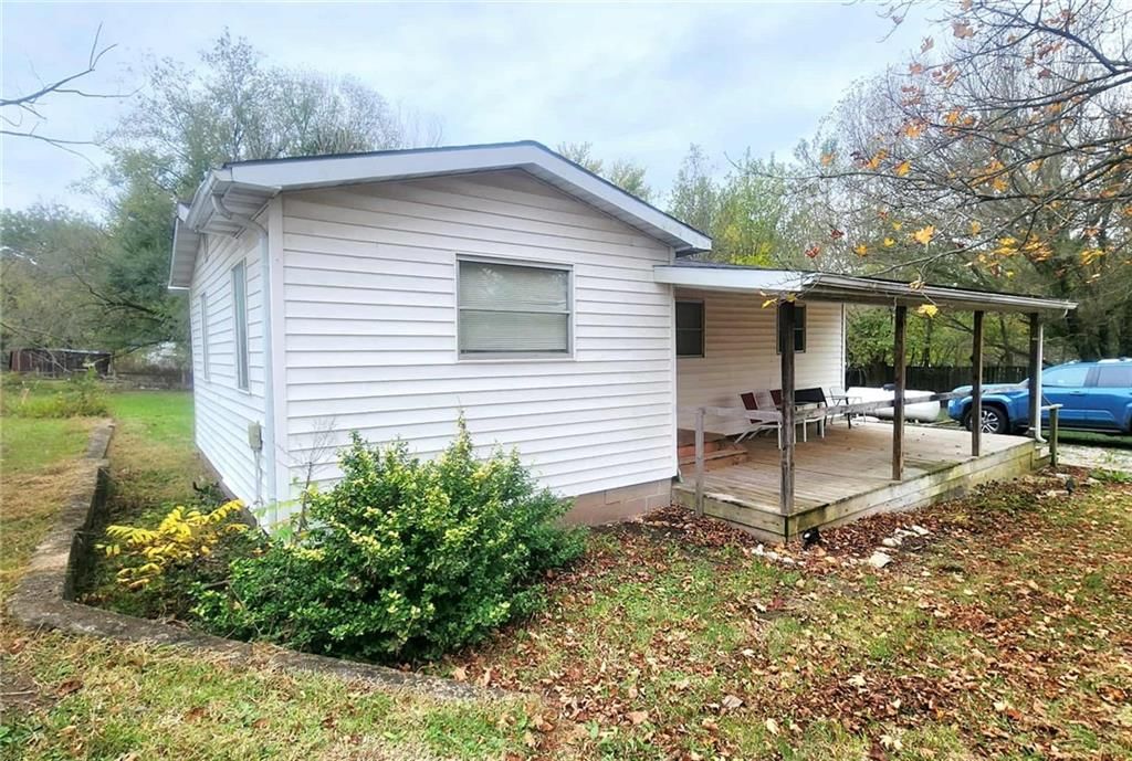 1570 Redbud Street — photo 27