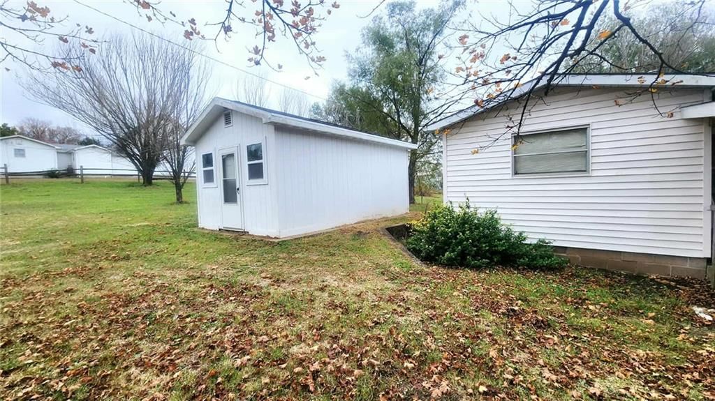 1570 Redbud Street — photo 28