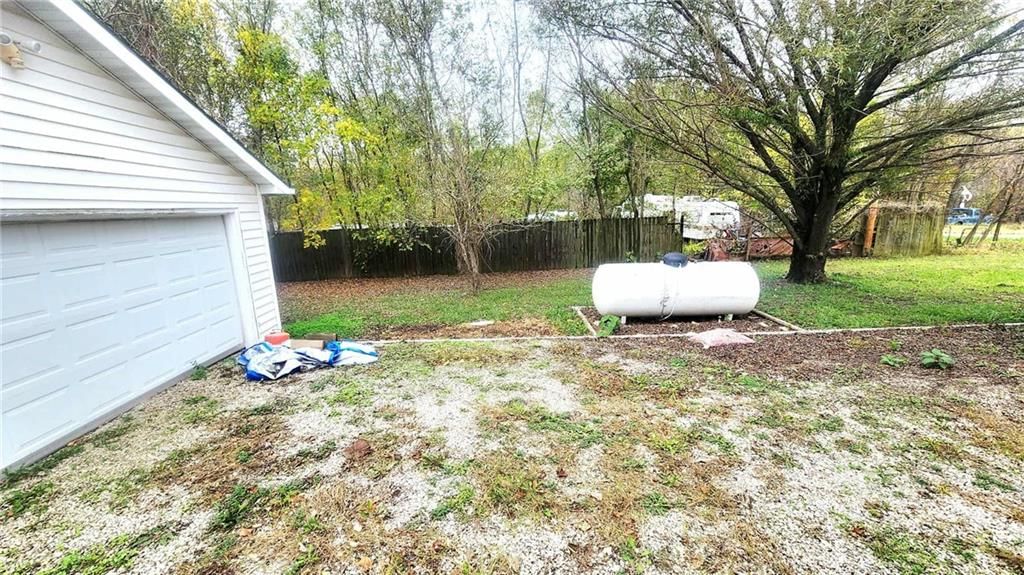 1570 Redbud Street — photo 30