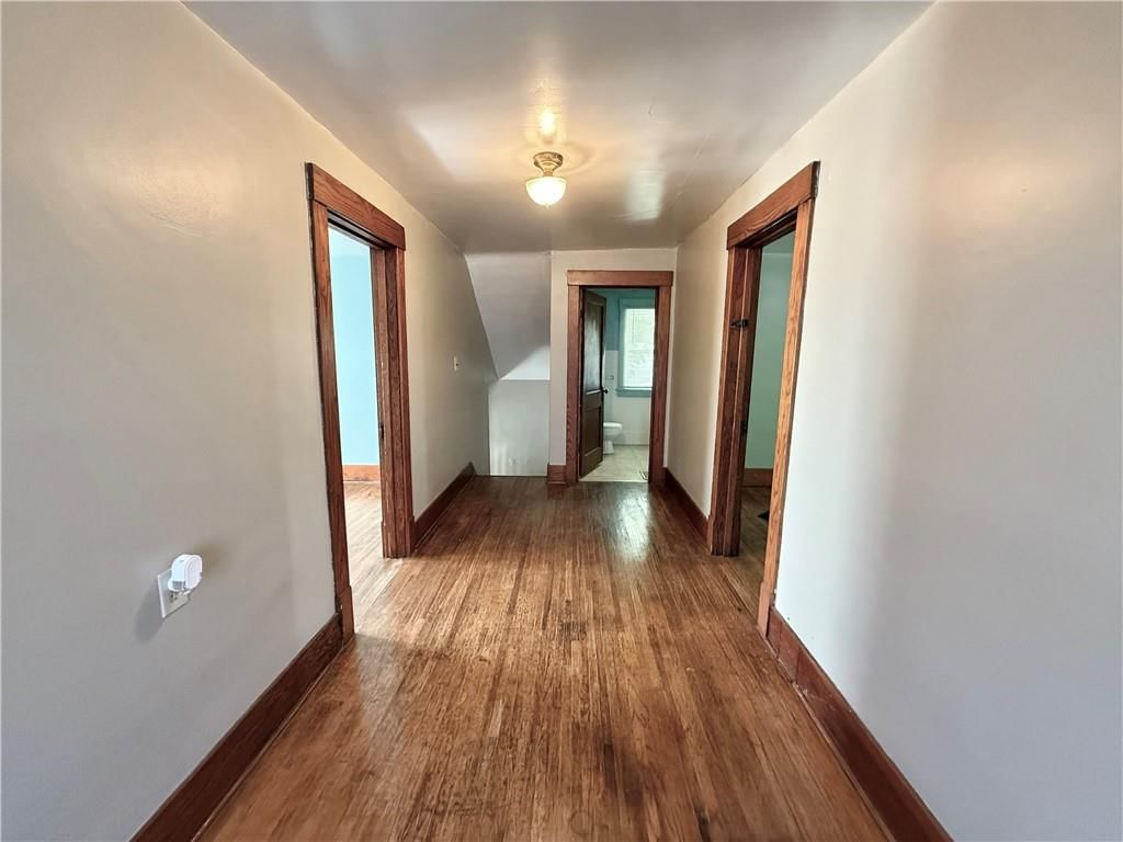 115 W 9th Street — photo 13