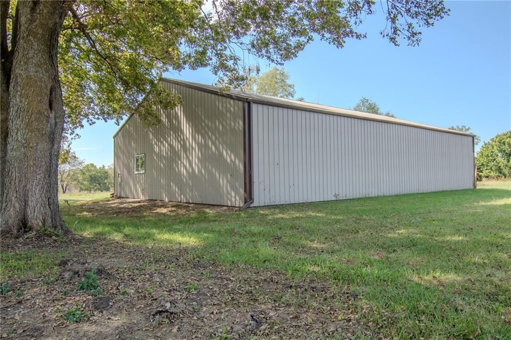 40503 E State Route 2 Highway — photo 10