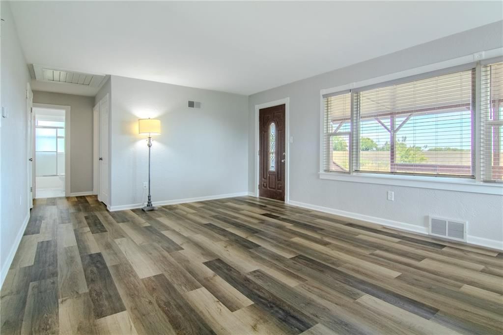 40503 E State Route 2 Highway — photo 15