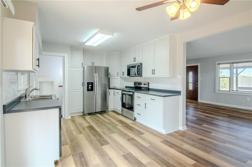 40503 E State Route 2 Highway — photo 18