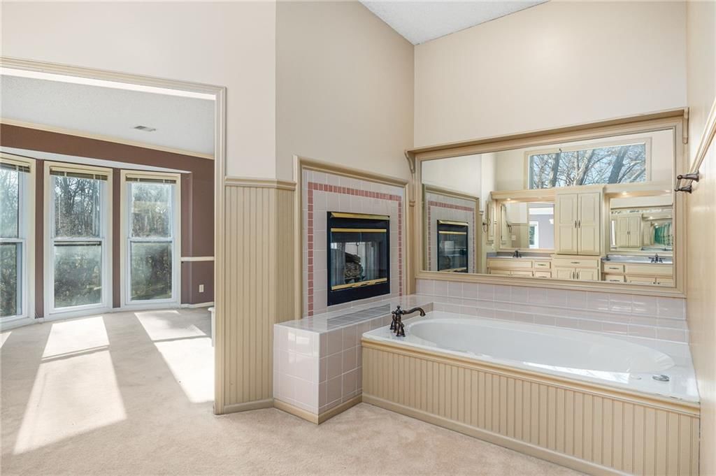 2605 NE 78th Street — photo 21