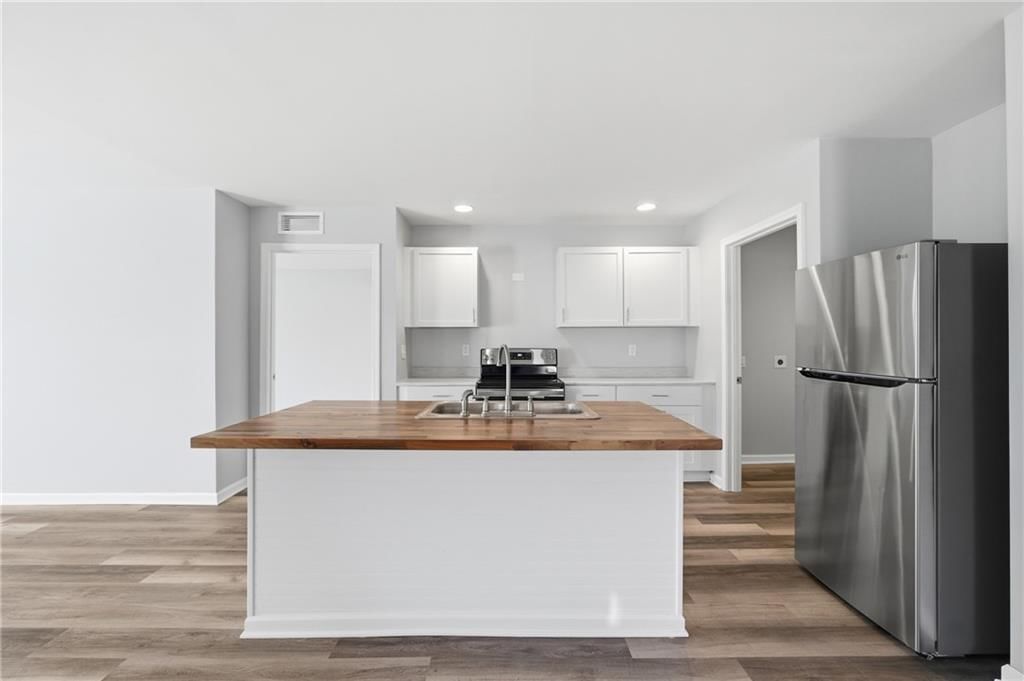 10721 46th Terrace E — photo 11