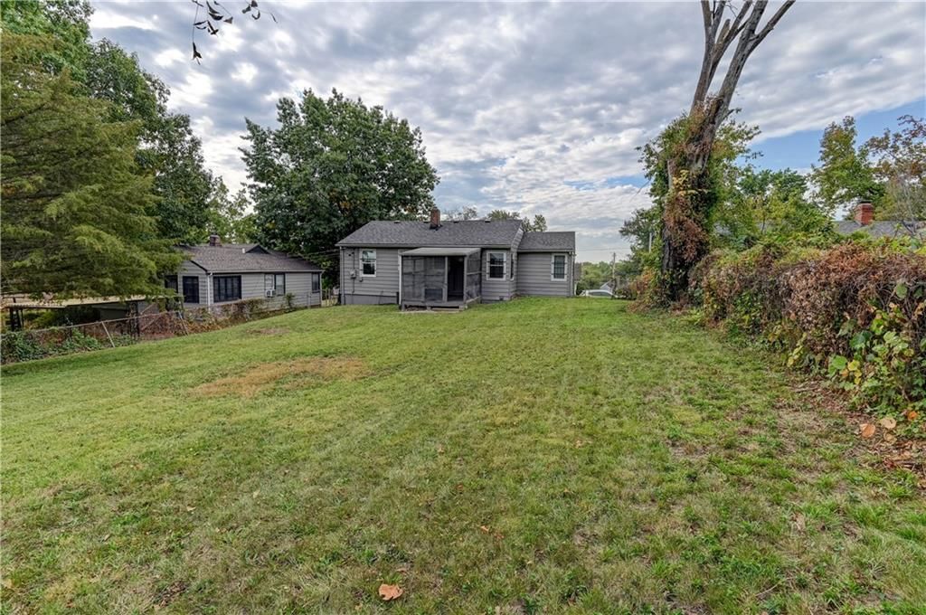 5200 E 39th Terrace — photo 4