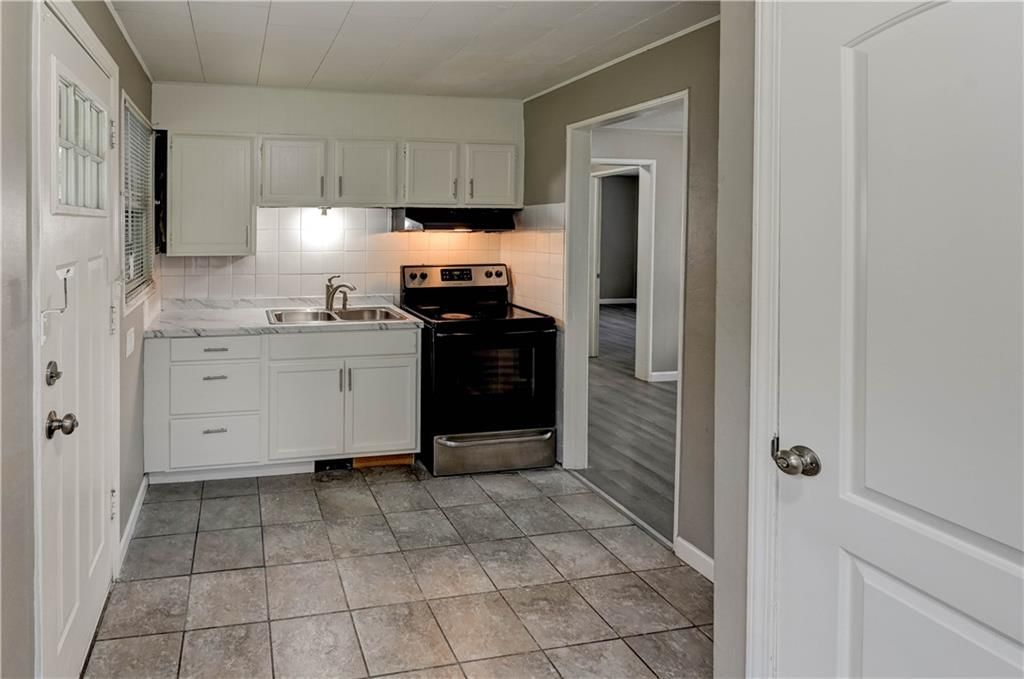 5200 E 39th Terrace — photo 13