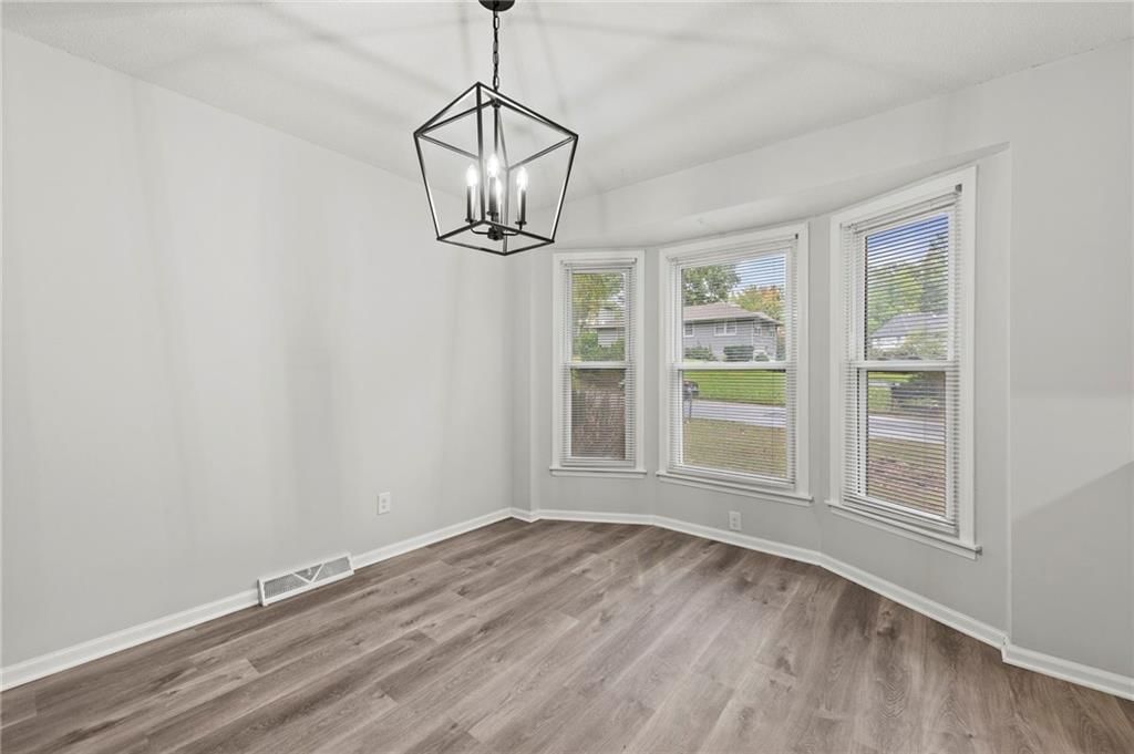 7029 Verde Drive — photo 11