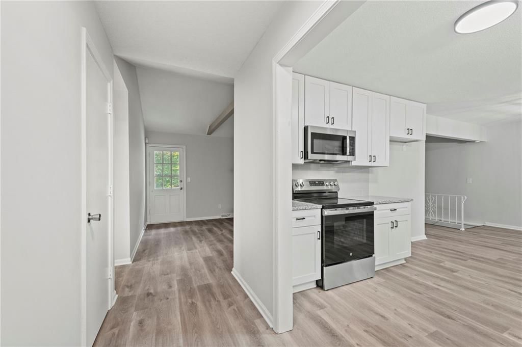 7029 Verde Drive — photo 13