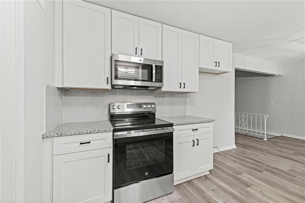 7029 Verde Drive — photo 15