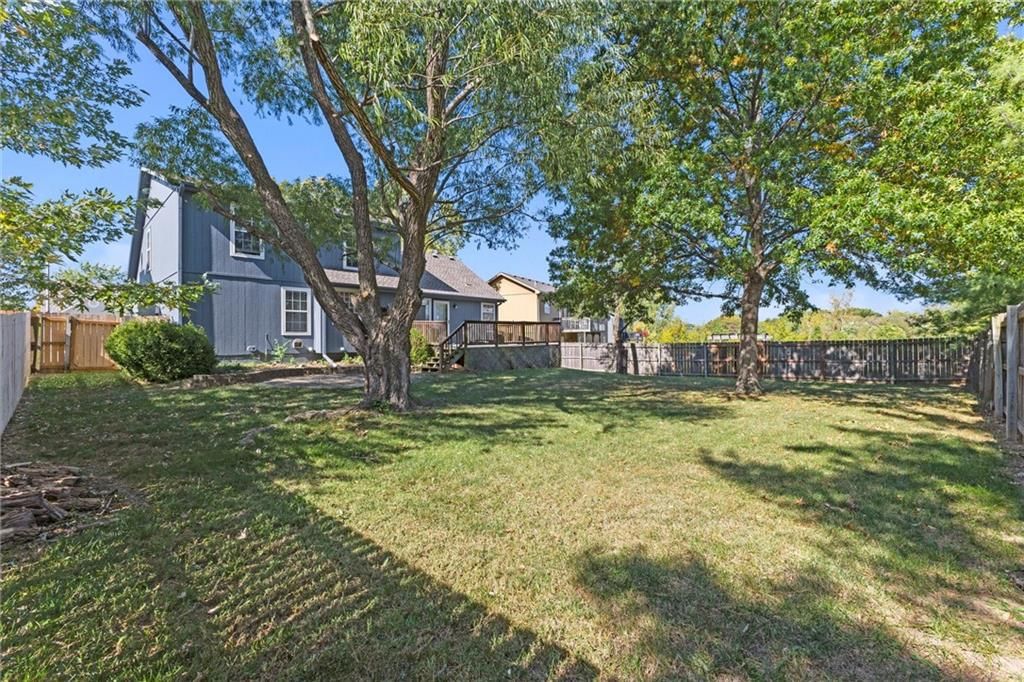 7511 N Lewis Avenue — photo 30