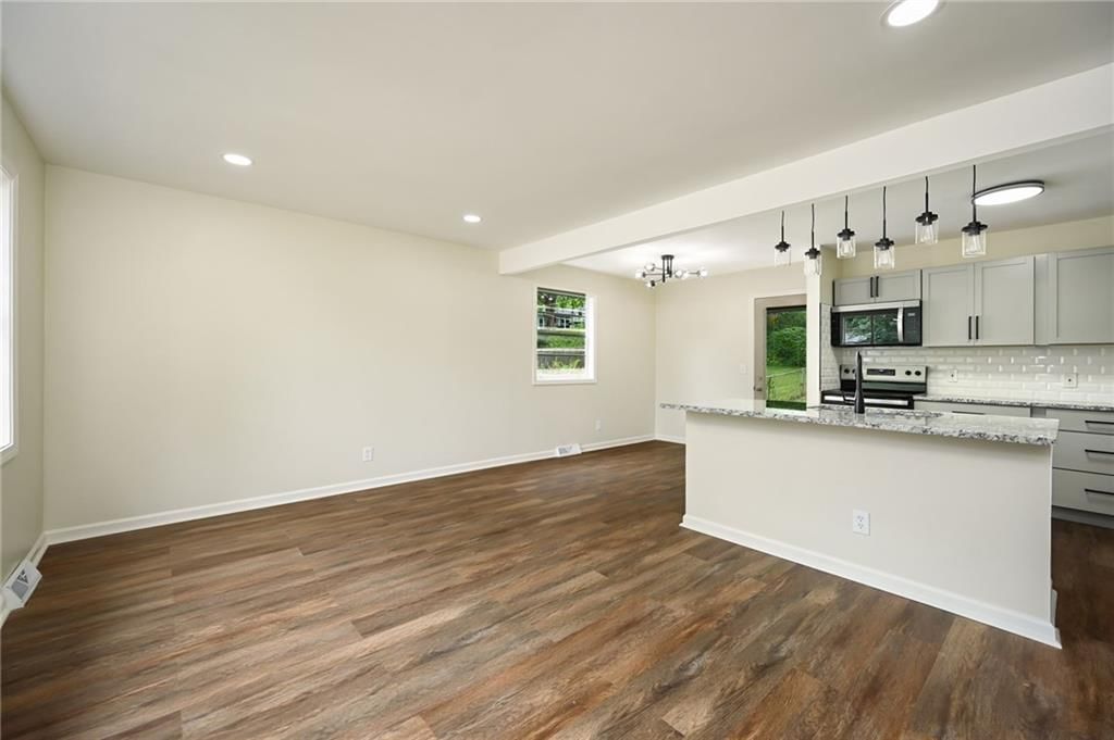 8032 SE San Rafael Drive — photo 7
