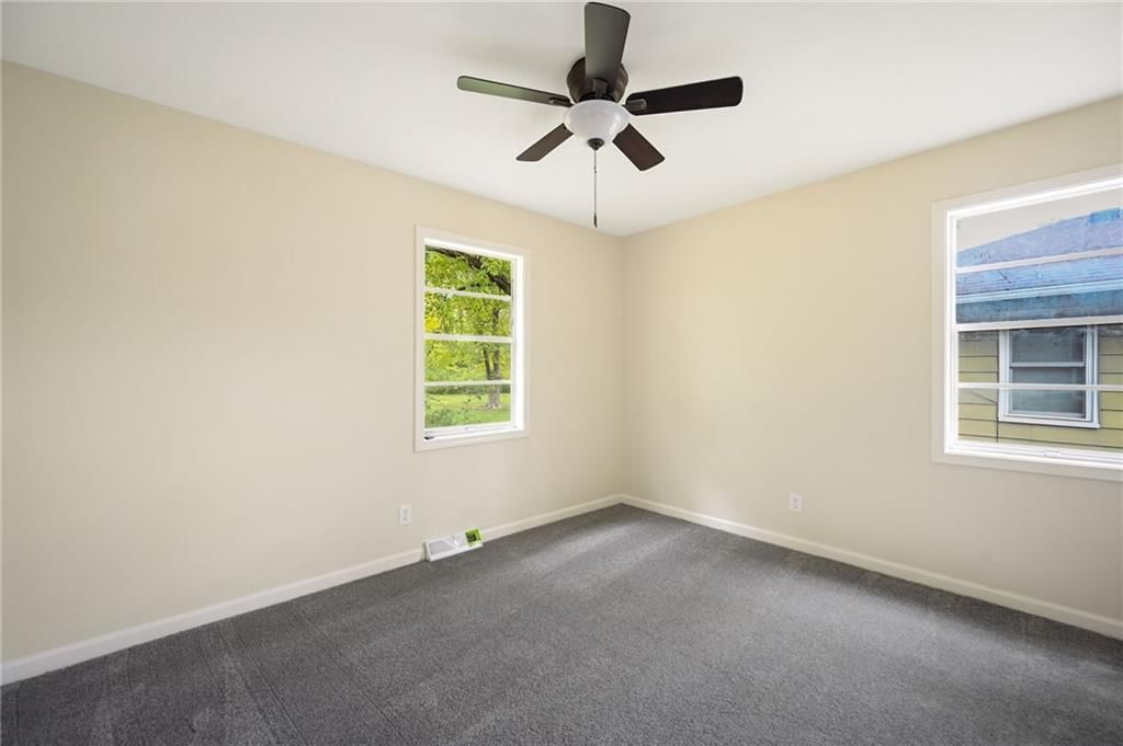 8032 SE San Rafael Drive — photo 16