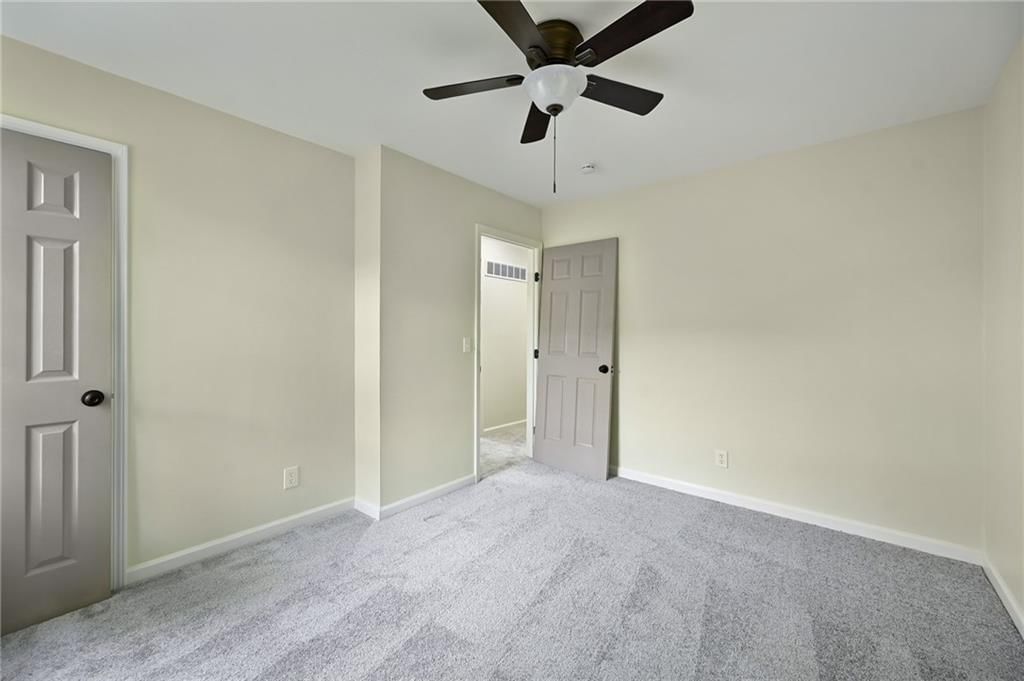 8032 SE San Rafael Drive — photo 18