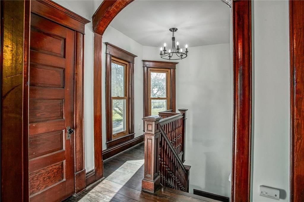 607 Main Street — photo 16