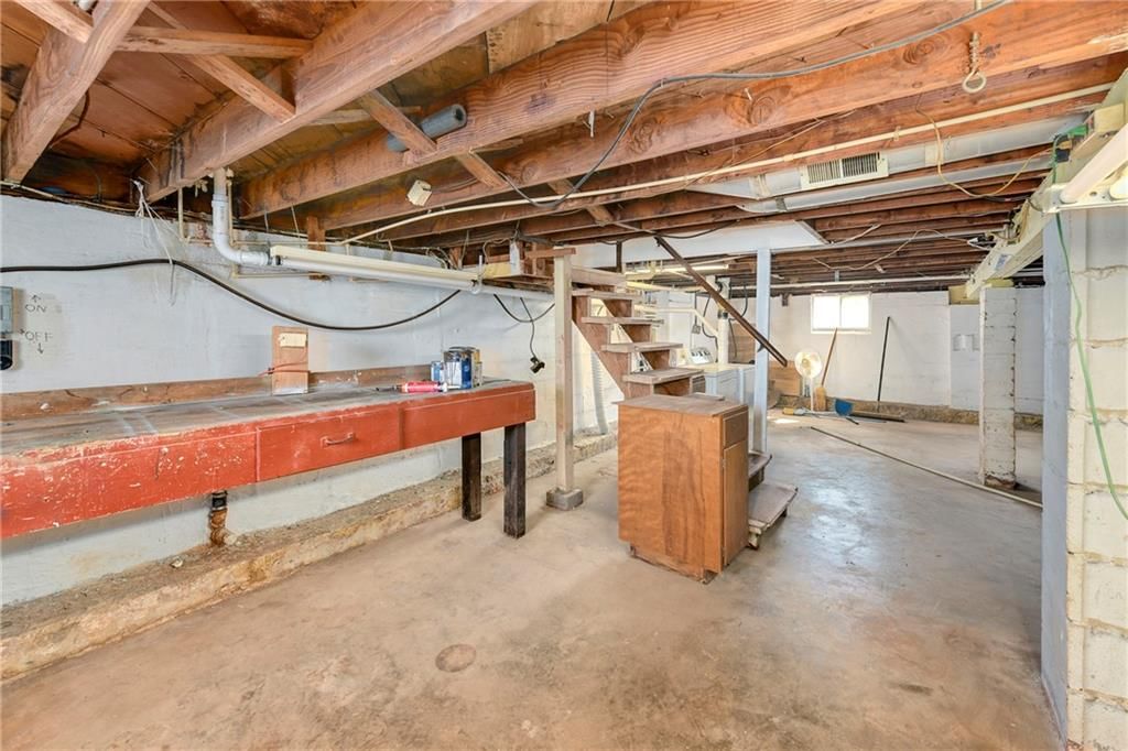 Photo 29 of 30 - 6123 Hadley Street