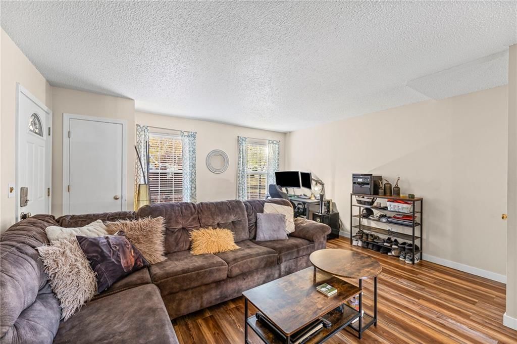 3619 NE 68th Terrace — photo 9