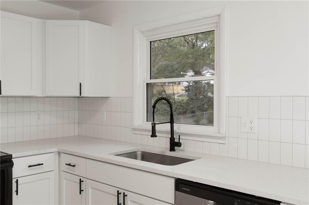 8706 Kentucky Avenue — photo 14