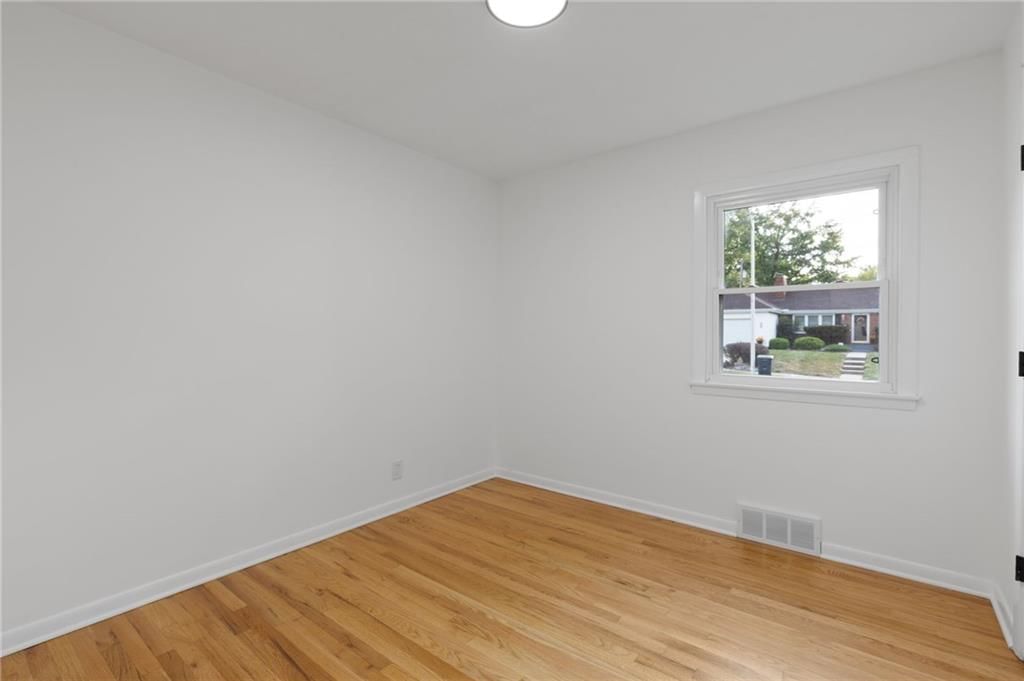 8706 Kentucky Avenue — photo 21