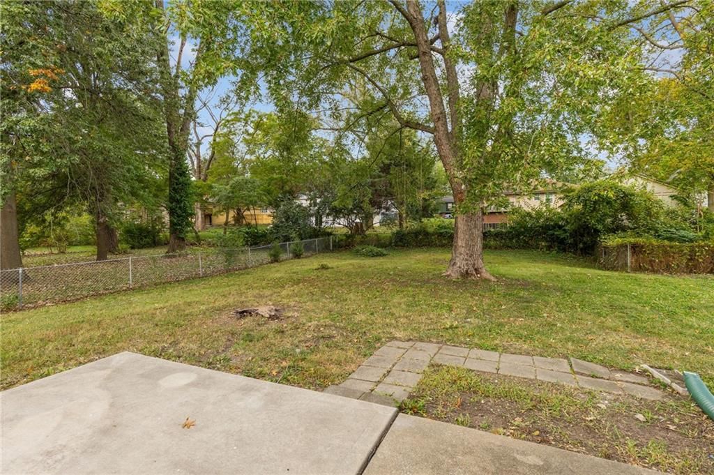 8706 Kentucky Avenue — photo 42