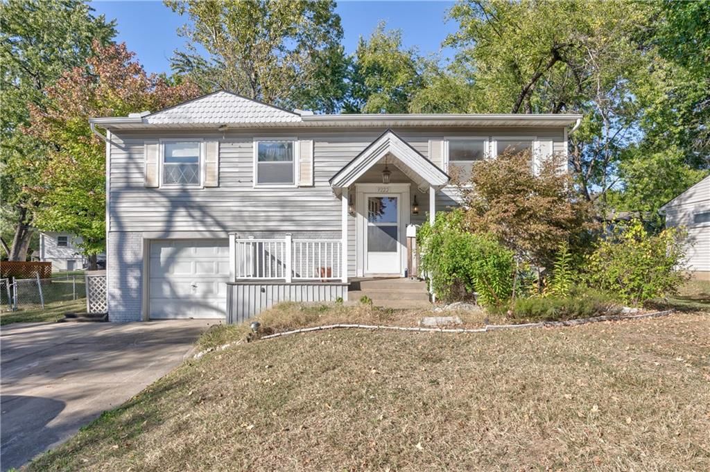 Photo 1 of 28 - 9222 W 101st Street